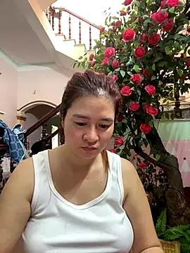 Snapshot of Bollozzy_89 chatting on September 23, 2025, 5:14 am Bollozzy 89 online show from September 23, 2025, 5:14 am