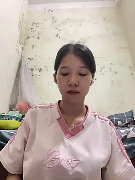 Snapshot of meomeo2k6 chatting on October 15, 2025, 7:49 am meomeo2k6 online show from October 15, 2025, 7:49 am