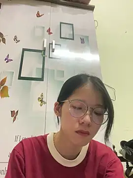 Snapshot of meomeo2k6 chatting on October 29, 2025, 1:43 pm meomeo2k6 online show from October 29, 2025, 1:43 pm