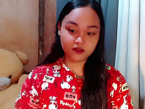  Lylia online show from November 19, 2025, 9:26 pm