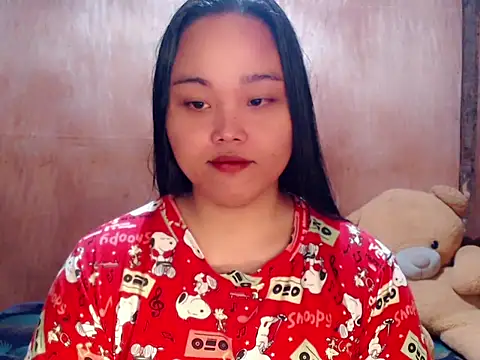  Lylia online show from March 31, 2026, 9:39 pm