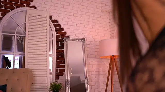 KendalJolly online show from December 19, 2025, 8:33 pm