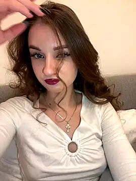 AdelinaEmber online show from November 4, 2025, 11:58 am