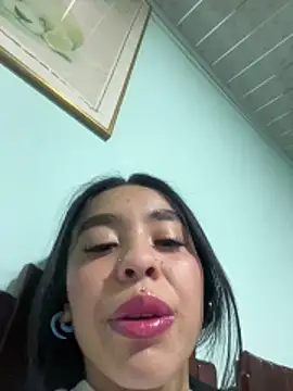 Xiiki online show from May 10, 2026, 2:04 am