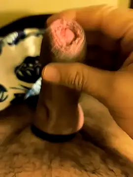 Snapshot of mariopene25 chatting on October 29, 2025, 10:20 pm mariopene25 online show from October 29, 2025, 10:20 pm