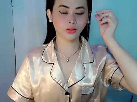 Snapshot of slutty_afina chatting on June 23, 2026, 6:22 am slutty afina online show from June 23, 2026, 6:22 am