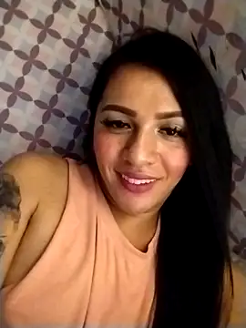 enoria1992 online show from April 10, 2026, 6:37 pm