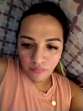 enoria1992 online show from October 27, 2025, 11:16 pm