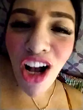 enoria1992 online show from November 22, 2025, 11:53 am