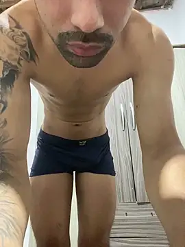 PhrenicUsurer online show from September 18, 2025, 2:47 am