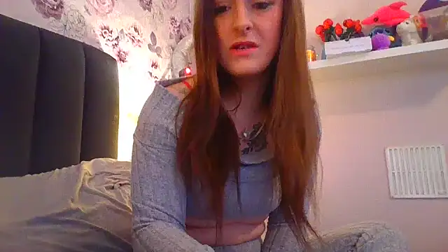 Snapshot of LucyRoseMae chatting on May 16, 2026, 2:27 pm LucyRoseMae online show from May 16, 2026, 2:27 pm