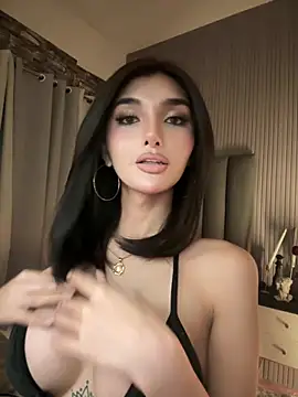 EmeraldGreyson online show from March 22, 2026, 6:59 am