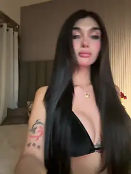 EmeraldGreyson online show from April 21, 2026, 11:39 am