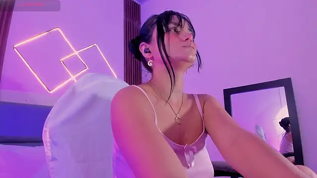 Miiaa jones online show from February 21, 2026, 12:29 pm