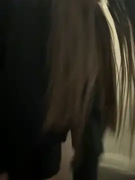 Snapshot of Isabella21_ chatting on October 14, 2025, 11:14 pm Isabella21 online show from October 14, 2025, 11:14 pm