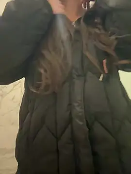 Isabella21  online show from March 17, 2026, 1:41 am