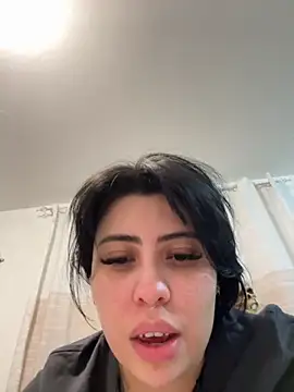 Draculona-666 online show from October 17, 2025, 3:32 am