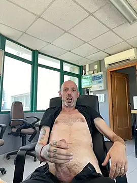 morypasprivate25 online show from July 25, 2026, 1:50 pm