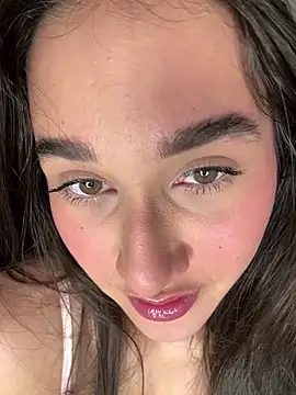 Snapshot of julieta_jhonss chatting on February 15, 2026, 3:07 am julieta jhonss online show from February 15, 2026, 3:07 am