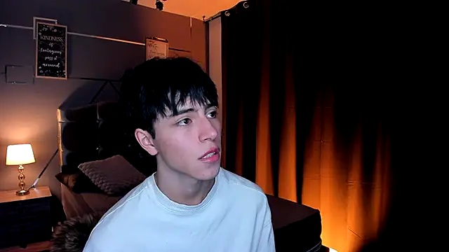 Christopher 77 online show from September 20, 2025, 4:23 pm