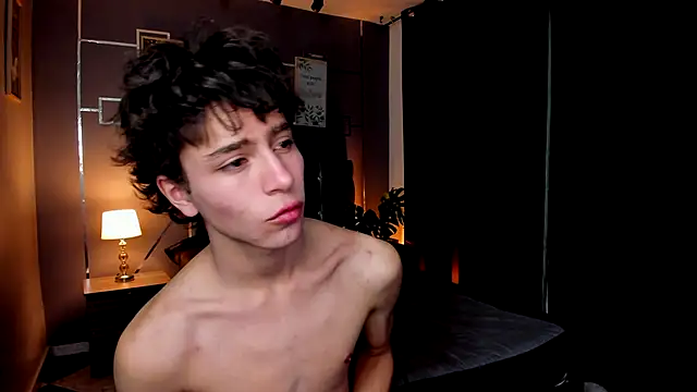 Christopher 77 online show from September 29, 2025, 1:28 pm