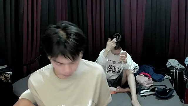 hotfreshdior online show from December 18, 2025, 8:23 pm