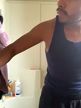 Snapshot of edddy23 chatting on October 31, 2025, 8:05 pm edddy23 online show from October 31, 2025, 8:05 pm