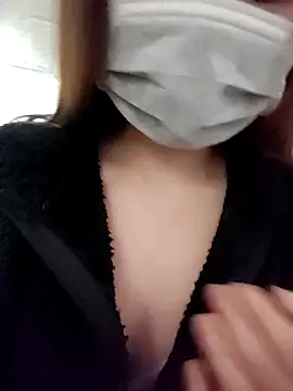 daisylouis online show from March 4, 2026, 8:22 am