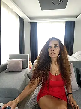 Snapshot of evasweett__ chatting on October 29, 2025, 6:07 pm evasweett   online show from October 29, 2025, 6:07 pm