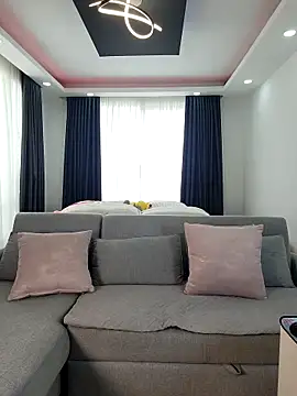 Snapshot of evasweett__ chatting on September 25, 2025, 6:03 pm evasweett   online show from September 25, 2025, 6:03 pm