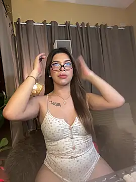 Nyxie luxx online show from April 18, 2026, 4:31 pm