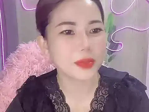 yumylovesex online show from September 11, 2025, 4:34 am