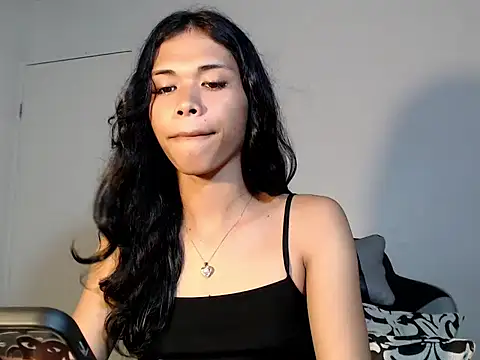 urcurlydiva online show from October 10, 2025, 12:06 pm