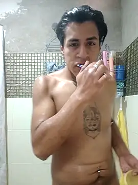 Snapshot of Jossep_21 chatting on November 7, 2025, 8:57 pm Jossep 21 online show from November 7, 2025, 8:57 pm