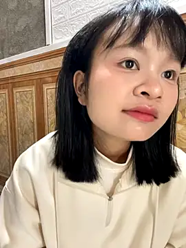 Snapshot of Daisy018 chatting on October 14, 2025, 2:34 am Daisy018 online show from October 14, 2025, 2:34 am