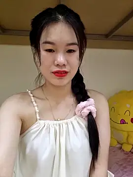 Snapshot of Baby-ladytits2025 chatting on September 24, 2025, 3:40 pm Baby-ladytits2025 online show from September 24, 2025, 3:40 pm