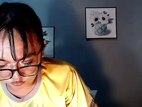 Snapshot of Asianblk_barbiedoll chatting on May 31, 2026, 12:44 pm Asianblk barbiedoll online show from May 31, 2026, 12:44 pm