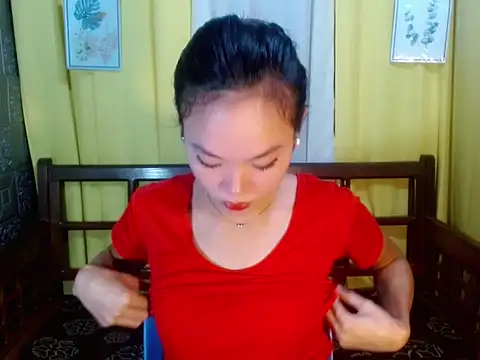 Snapshot of sexybabewarrior chatting on March 5, 2026, 5:04 am sexybabewarrior online show from March 5, 2026, 5:04 am