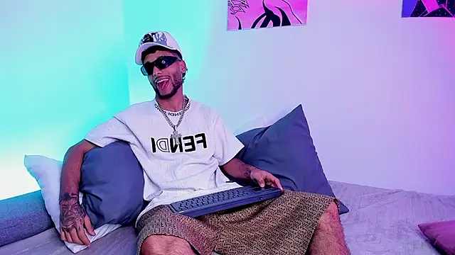 Snapshot of Thiagoferreti chatting on July 16, 2026, 3:25 am Thiagoferreti online show from July 16, 2026, 3:25 am