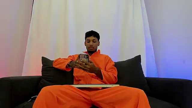 Snapshot of Thiagoferreti chatting on November 1, 2025, 7:41 pm Thiagoferreti online show from November 1, 2025, 7:41 pm