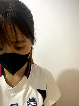 Snapshot of Lucy217 chatting on October 8, 2025, 1:45 pm Lucy217 online show from October 8, 2025, 1:45 pm