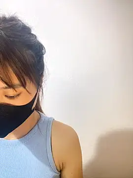 Snapshot of Lucy217 chatting on October 9, 2025, 1:33 pm Lucy217 online show from October 9, 2025, 1:33 pm