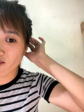 Snapshot of Lucy217 chatting on October 13, 2025, 1:12 pm Lucy217 online show from October 13, 2025, 1:12 pm