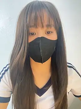 Snapshot of Lucy217 chatting on October 30, 2025, 12:58 pm Lucy217 online show from October 30, 2025, 12:58 pm