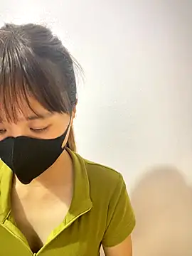 Snapshot of Lucy217 chatting on October 21, 2025, 2:38 pm Lucy217 online show from October 21, 2025, 2:38 pm