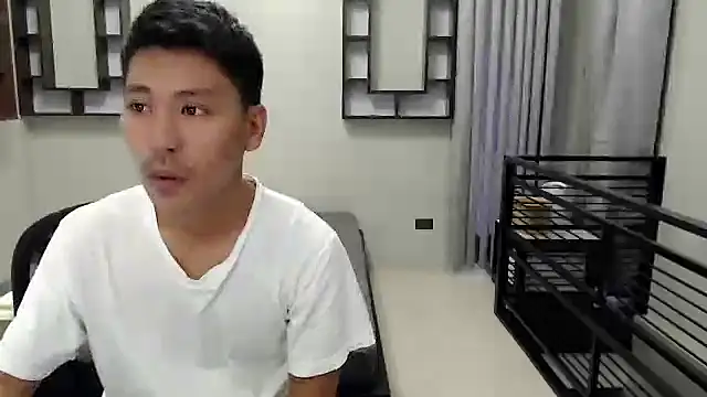 Snapshot of hot_derfs27 chatting on October 19, 2025, 12:46 am hot derfs27 online show from October 19, 2025, 12:46 am