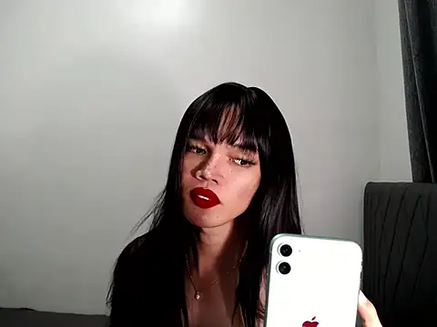 tscummeroverload4u online show from November 25, 2025, 9:53 am