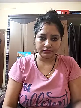 Snapshot of nisha_sweet chatting on October 25, 2025, 11:09 am nisha sweet online show from October 25, 2025, 11:09 am