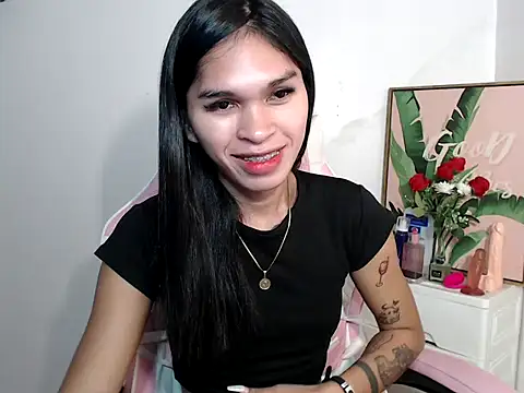 sexloverxxz online show from September 24, 2025, 8:21 am