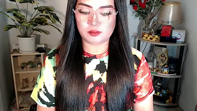 Snapshot of YourSweet-mich chatting on September 24, 2025, 7:04 am YourSweet-mich online show from September 24, 2025, 7:04 am